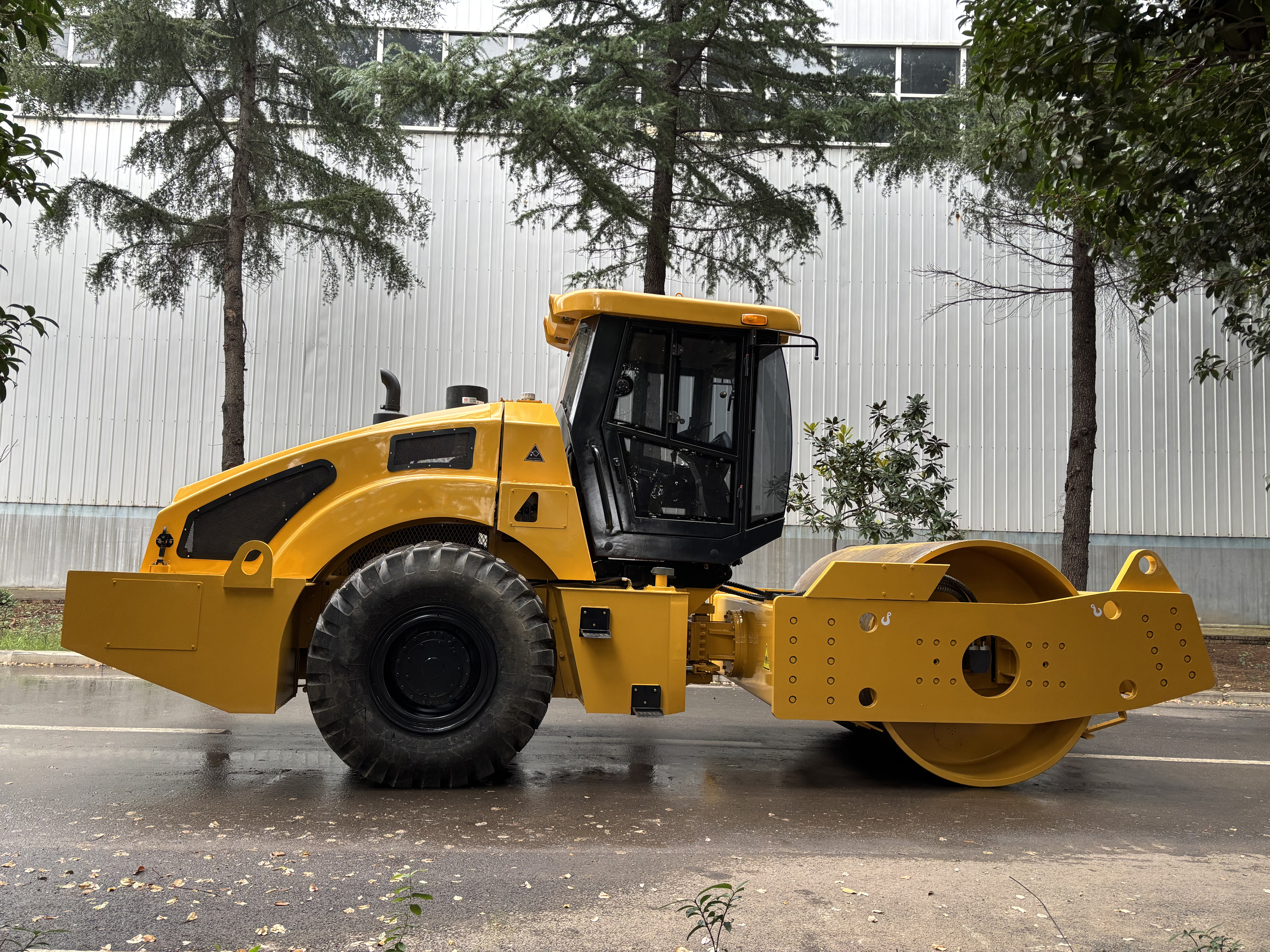 Large Compaction Roller High Performance Soil Compactor Machine